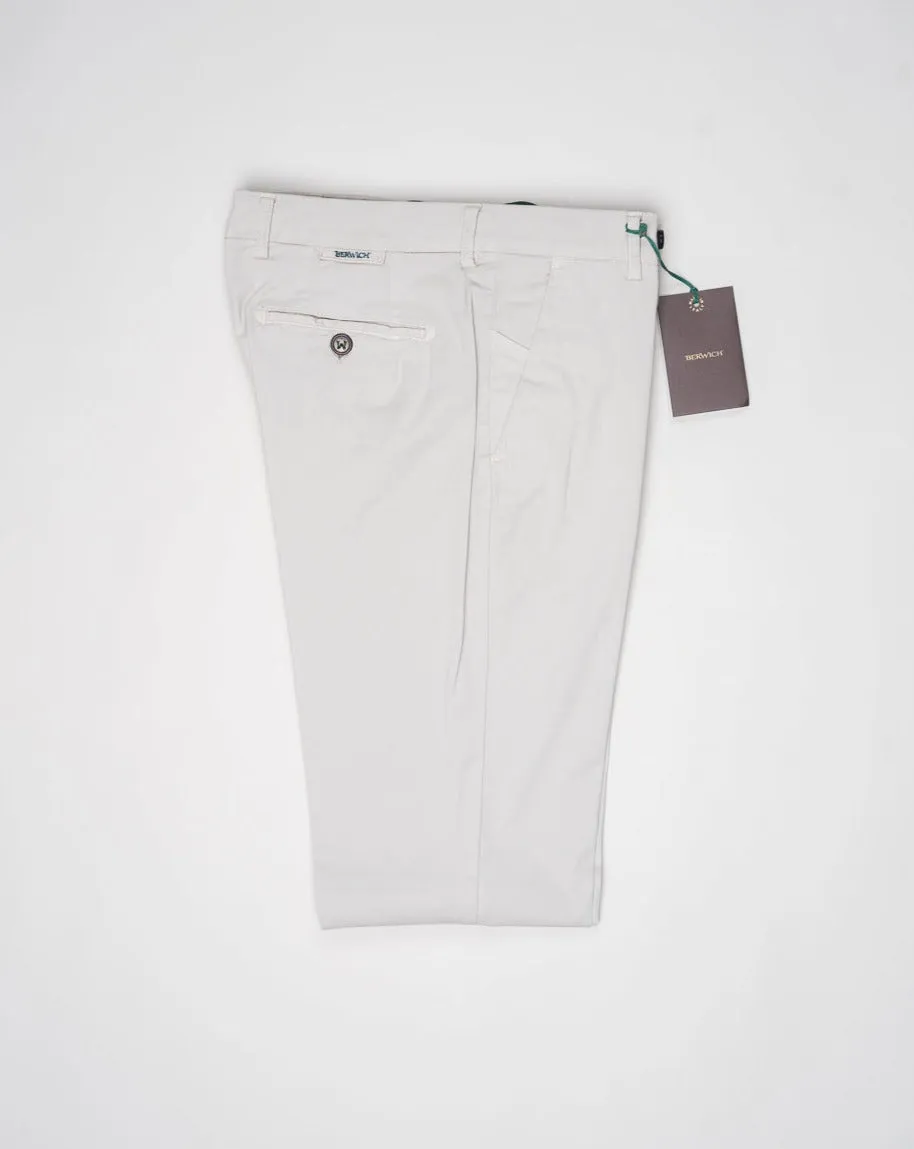 Berwich Morello Garment Dyed Cotton & Silk Chinos / Pomice