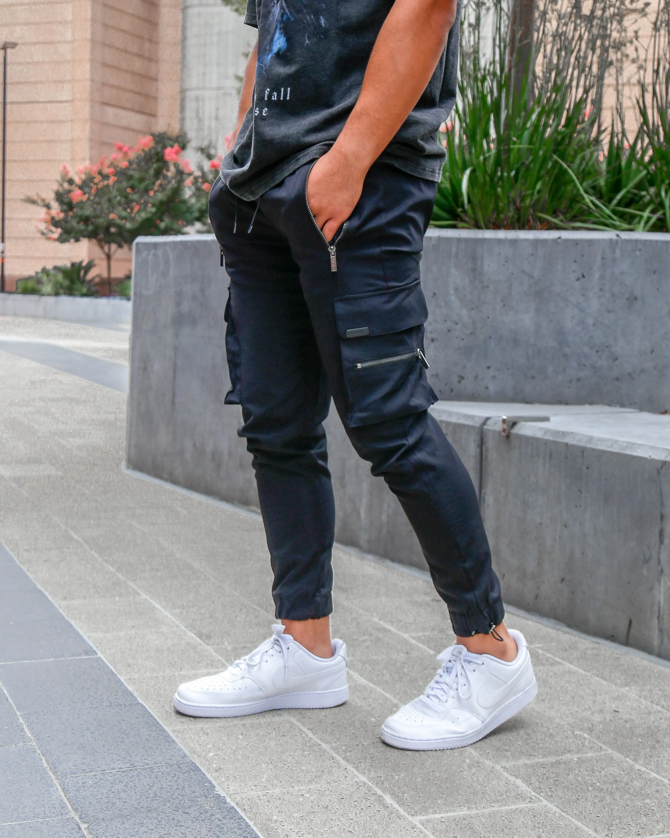 Black Cargo Pants V2