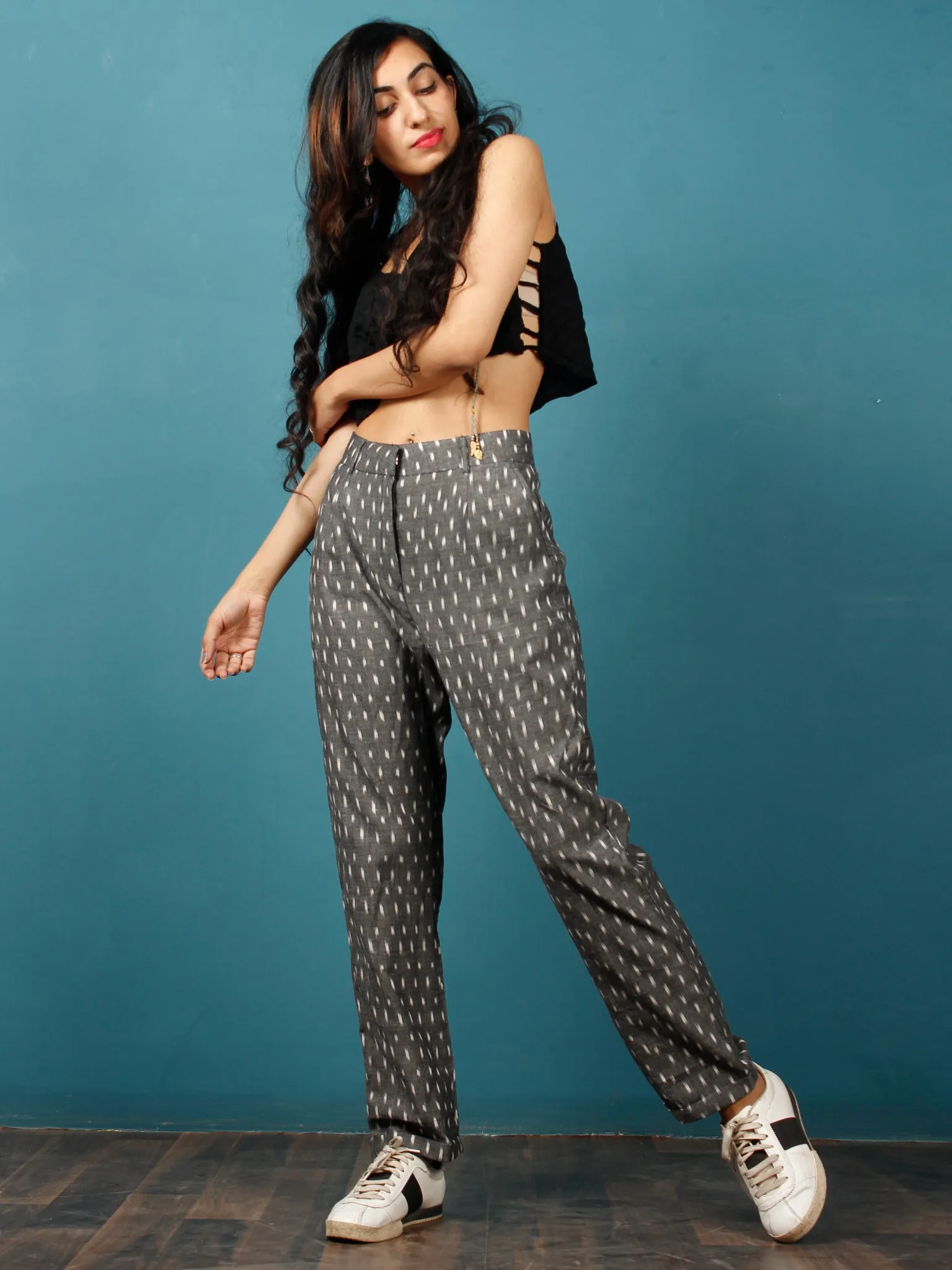 Gery White Hand Woven Ikat Trousers - T032F1254