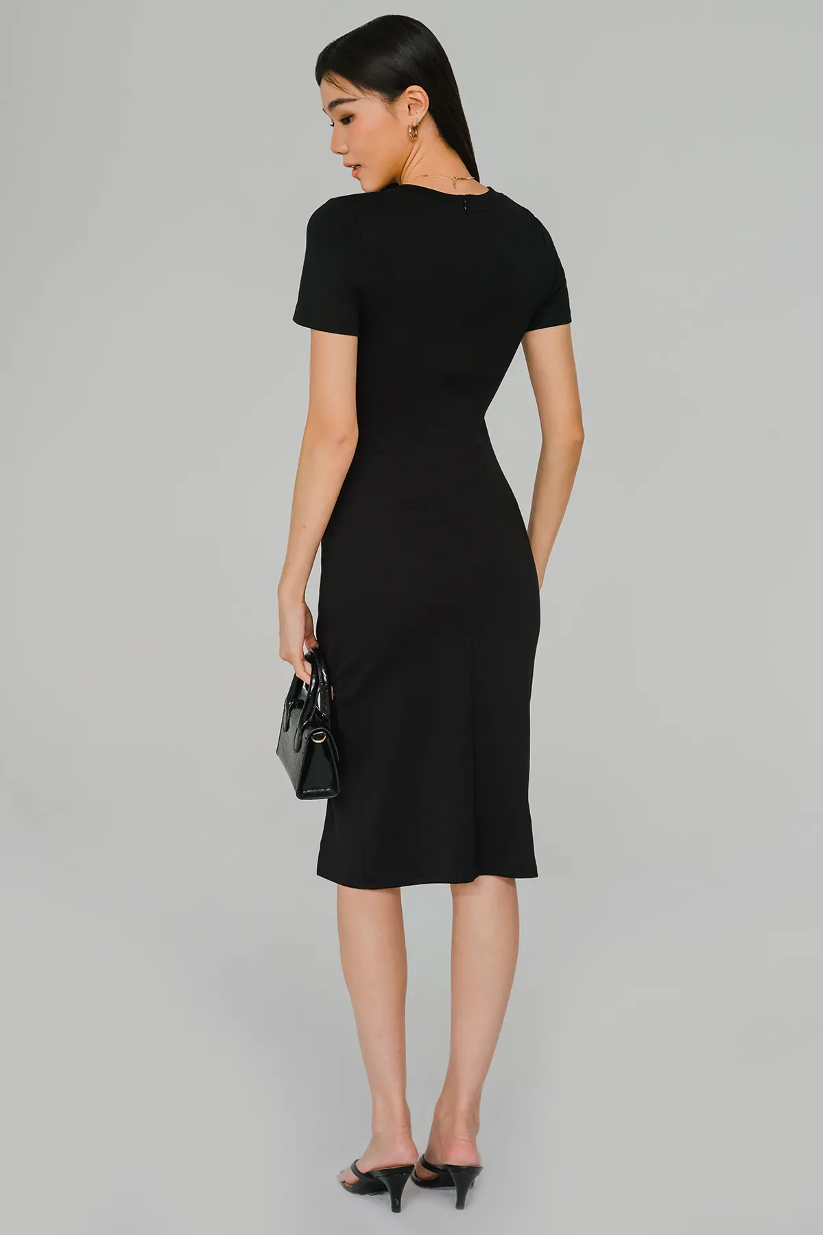 Round The Clock Midi Dress (Black)