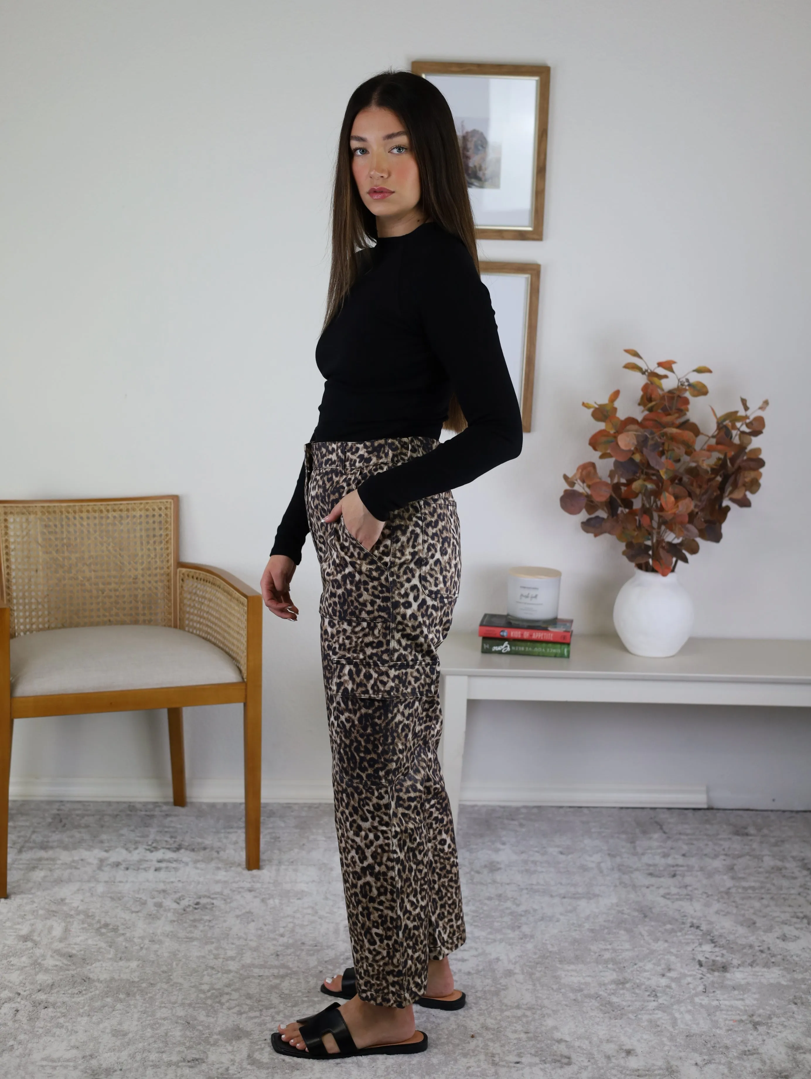 Savanna Cropped Leopard Cargo Pant